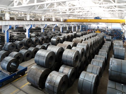 2.0-3mm Ζεστό τυλιγμένο πικλεμένο σπείρωμα HRC Mill Edge / Slit Edge